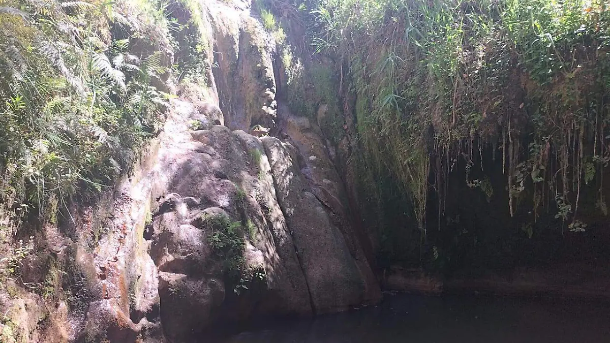 Casi seca, cascada turística de Chila